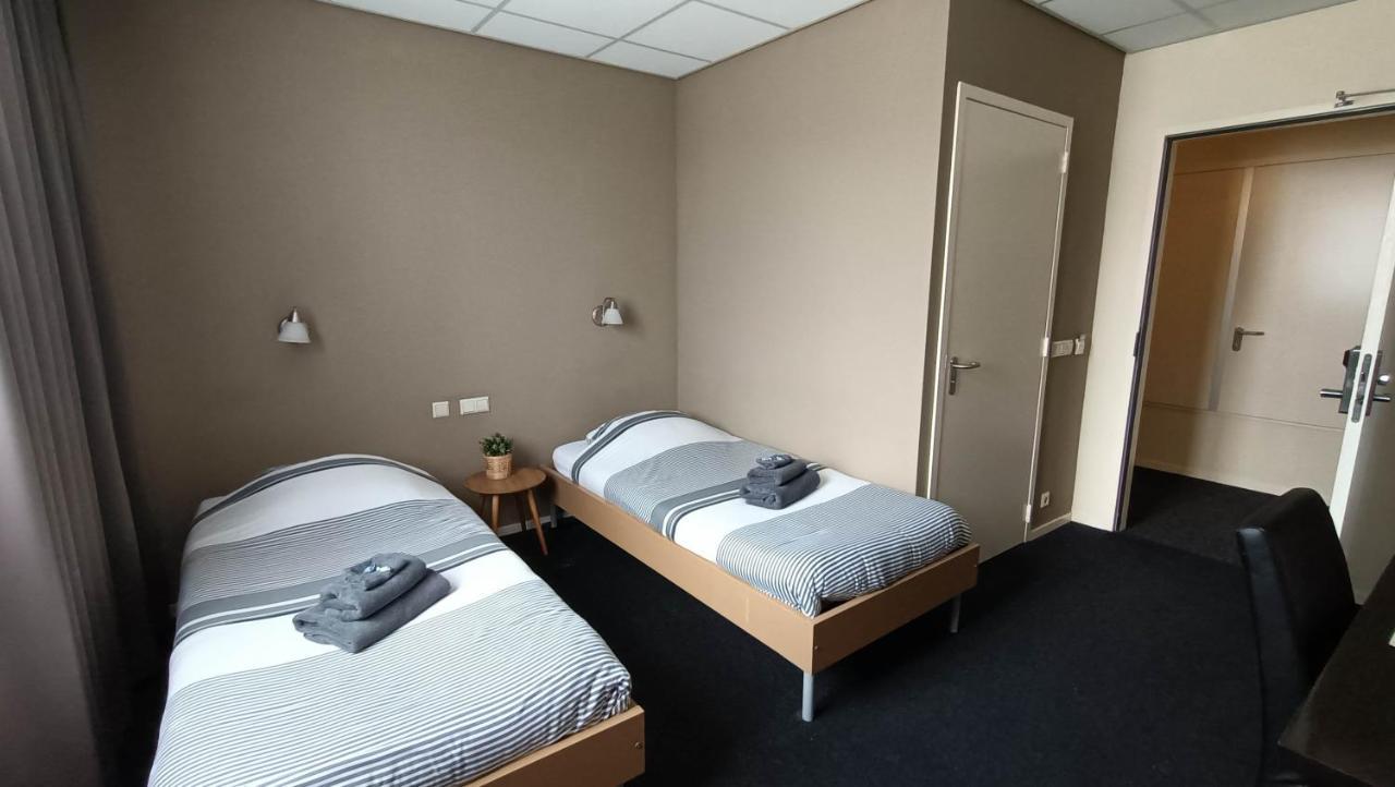Hotel Rozenburg Kültér fotó