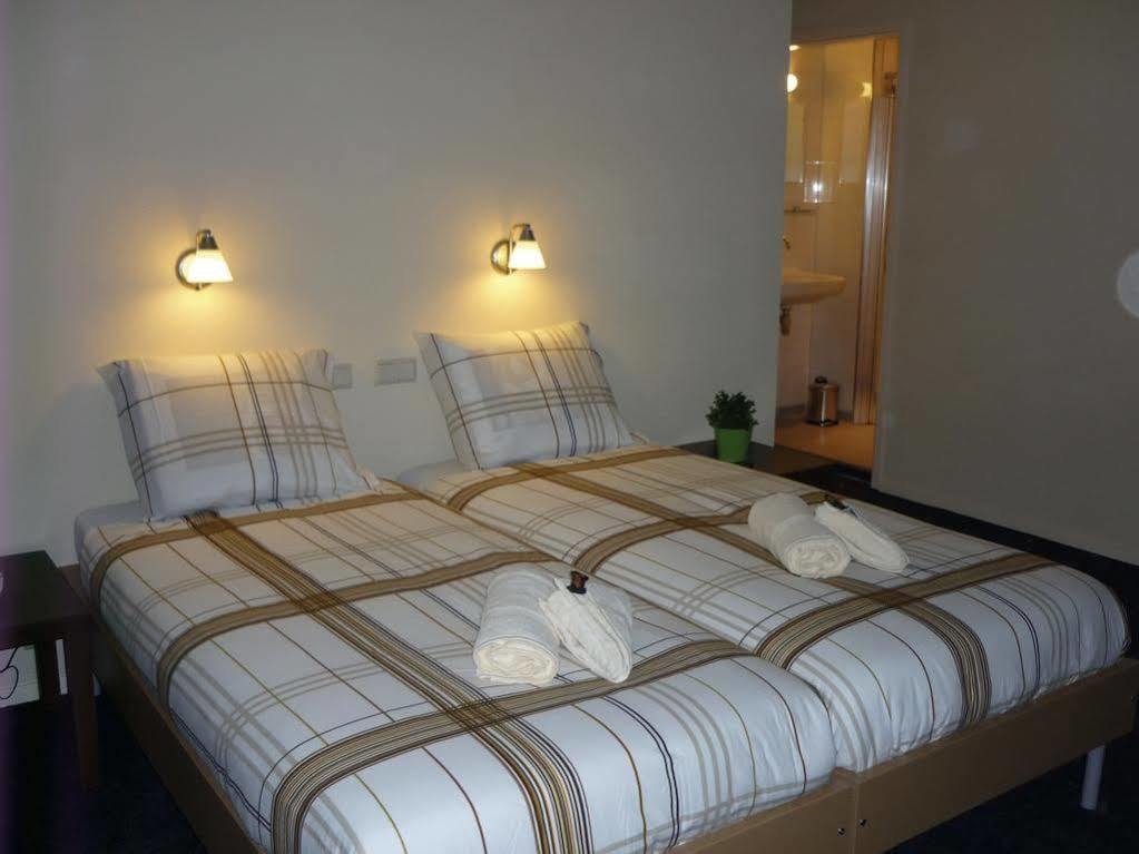 Hotel Rozenburg Kültér fotó