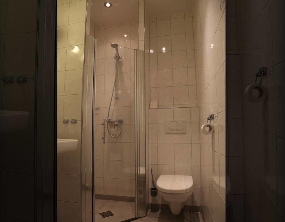Hotel Rozenburg Kültér fotó